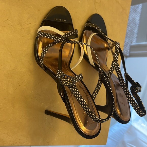 New - Picture 3 of 4